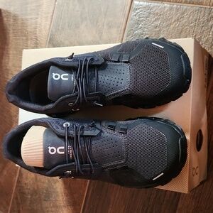 Onclouds tennis shoes